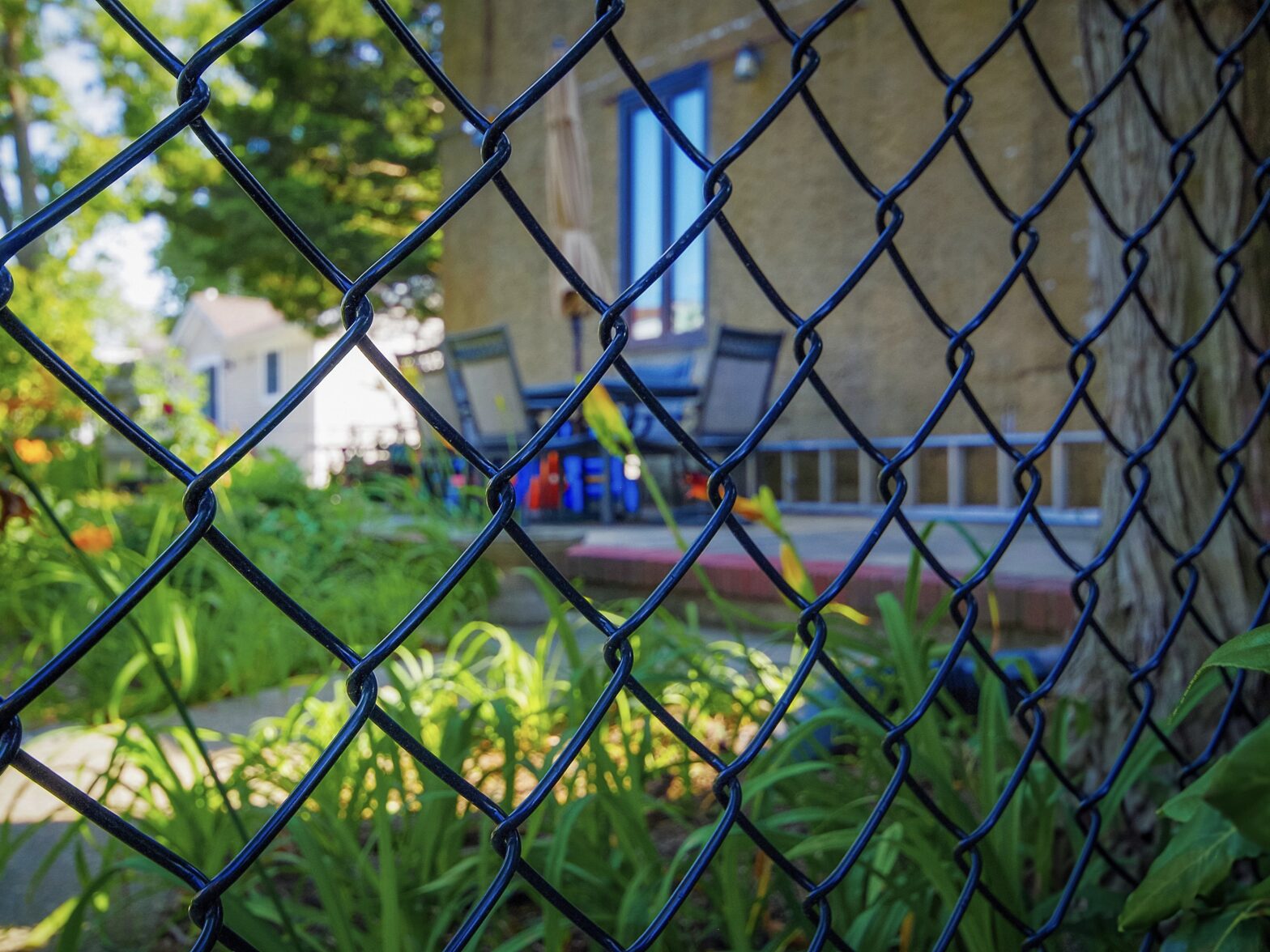 Photo of a chain link fence from a Westchester County New York fence company